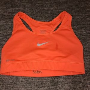 Nike sportsbra